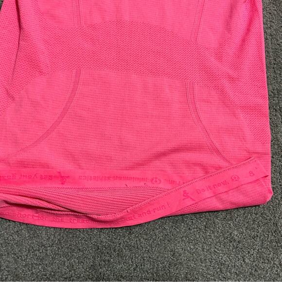 Lululemon Run: Swiftly Tech V Neck size 8 - Picture 3 of 8